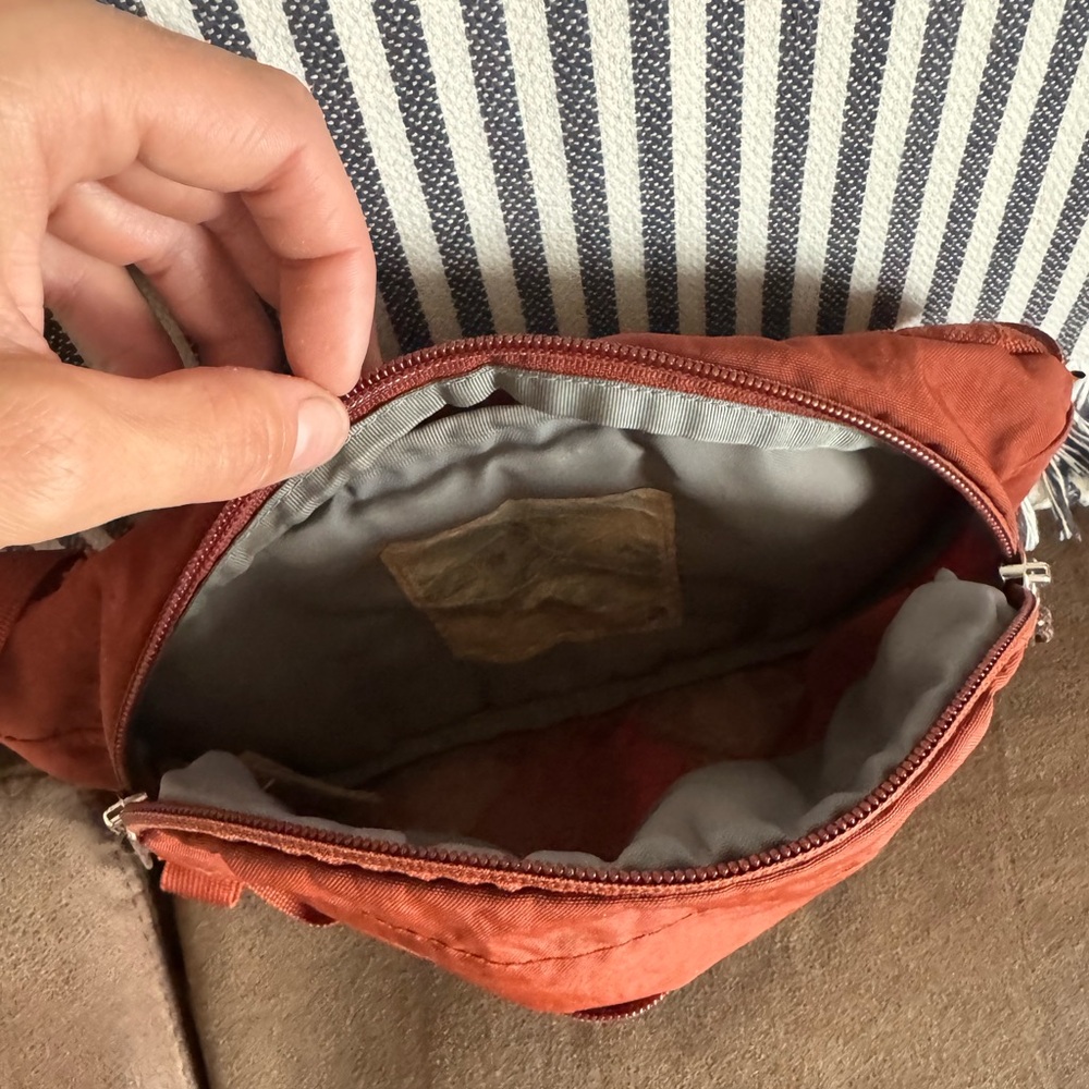 Northface shoulder bag - Picture 4 of 4
